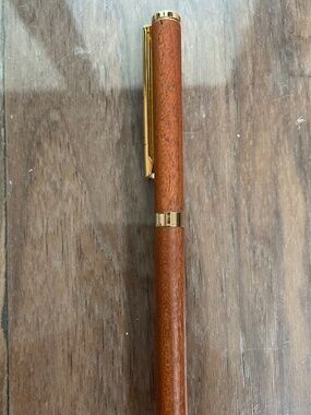 Wooden Barrel Thin Pen